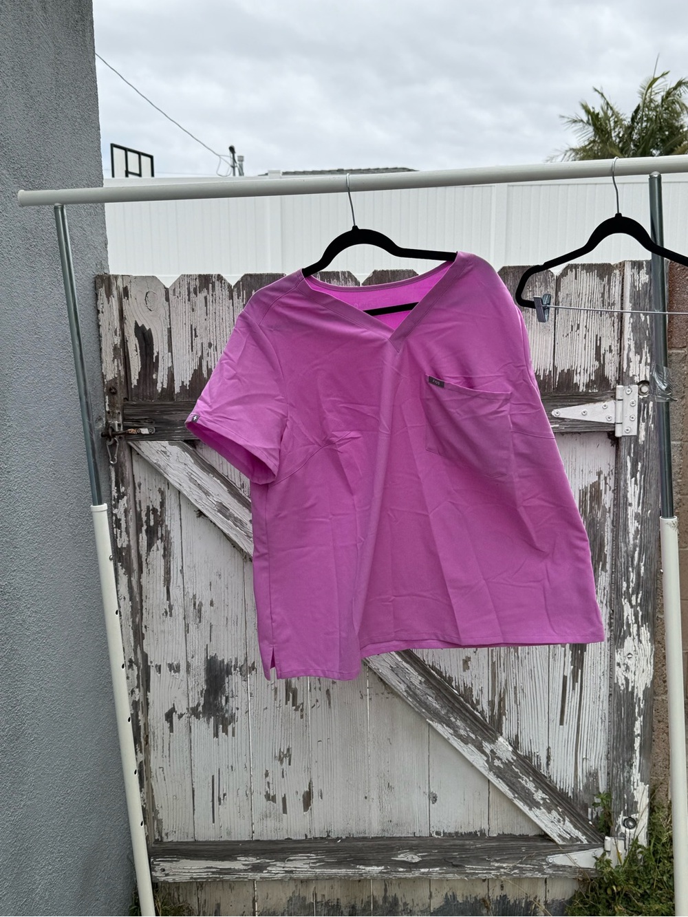 FIGS PINK CLOUD SCRUB TOP